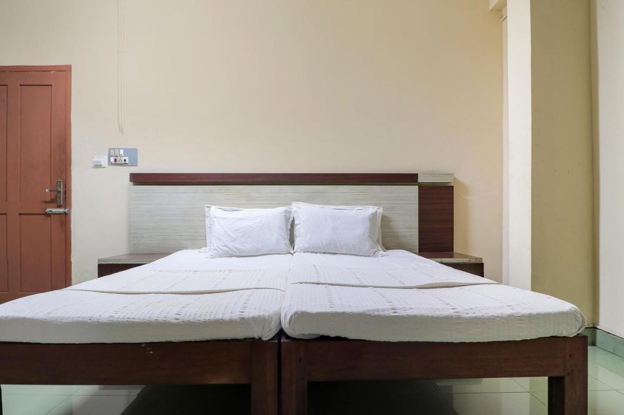 Spot On 60610 Malabar Tourist Home Канур Екстериор снимка