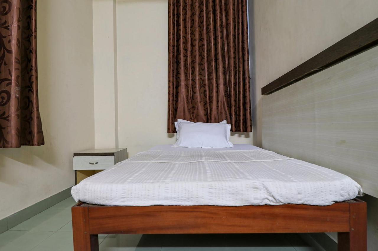 Spot On 60610 Malabar Tourist Home Канур Екстериор снимка